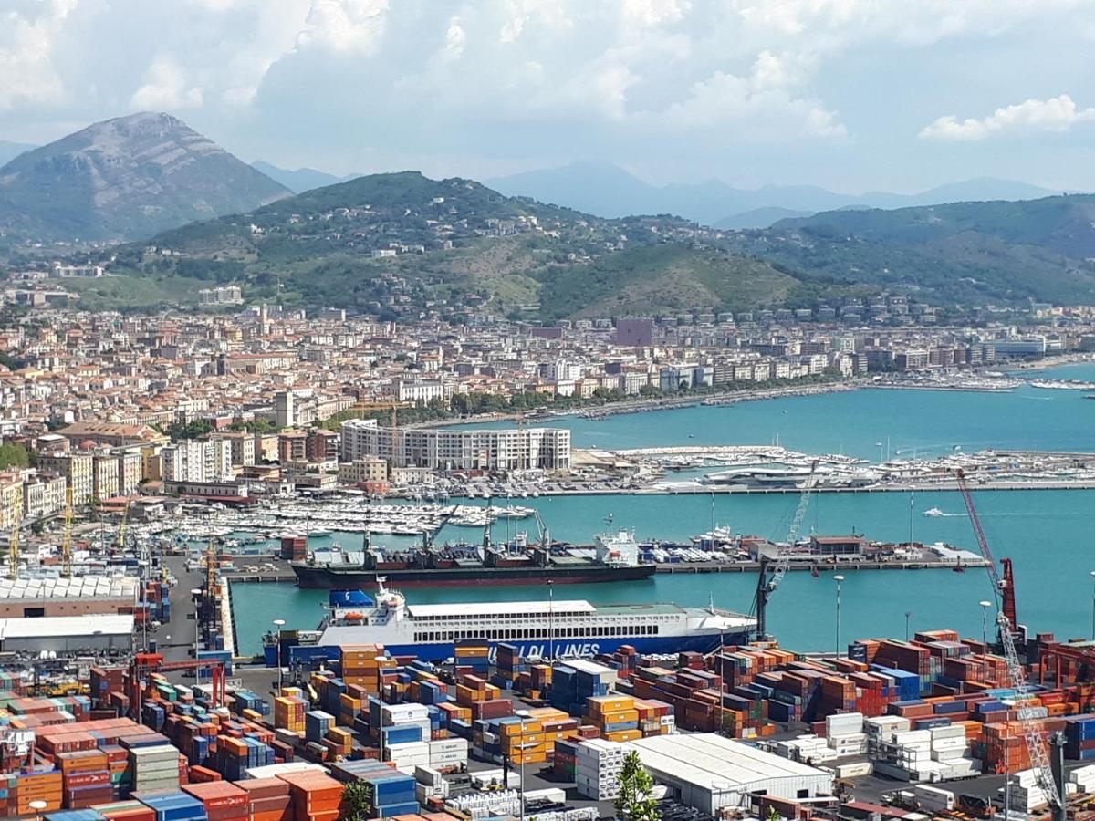 Salerno Centraal Apartment ภายนอก รูปภาพ