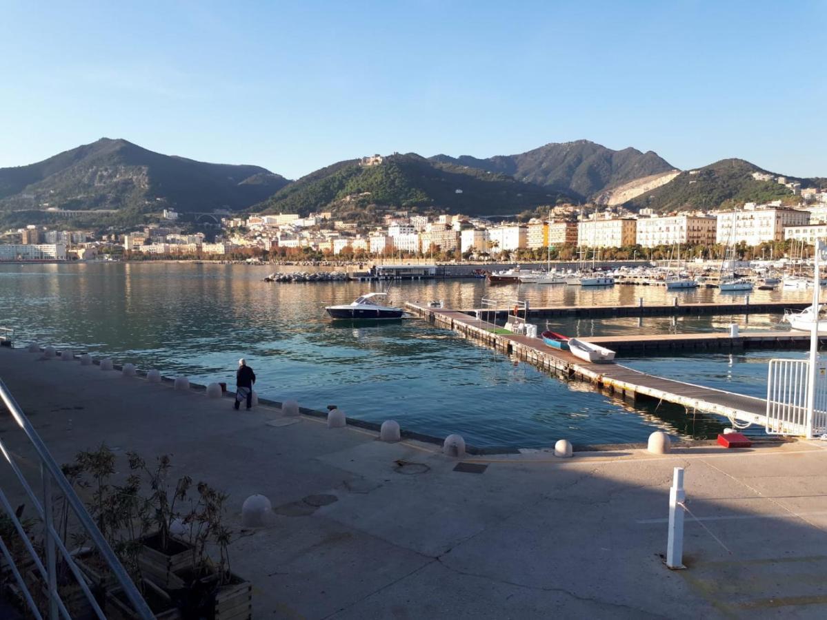 Salerno Centraal Apartment ภายนอก รูปภาพ