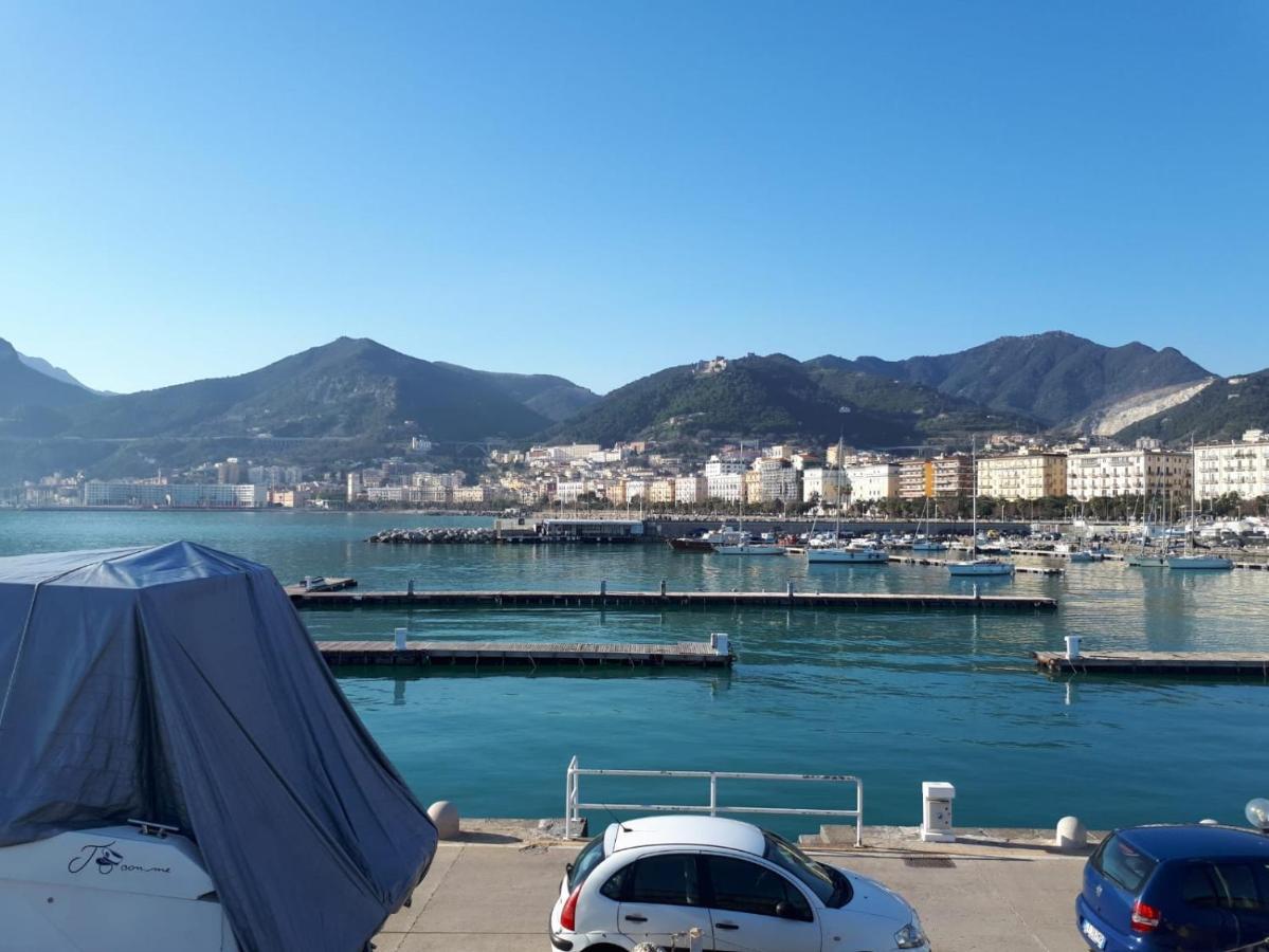 Salerno Centraal Apartment ภายนอก รูปภาพ