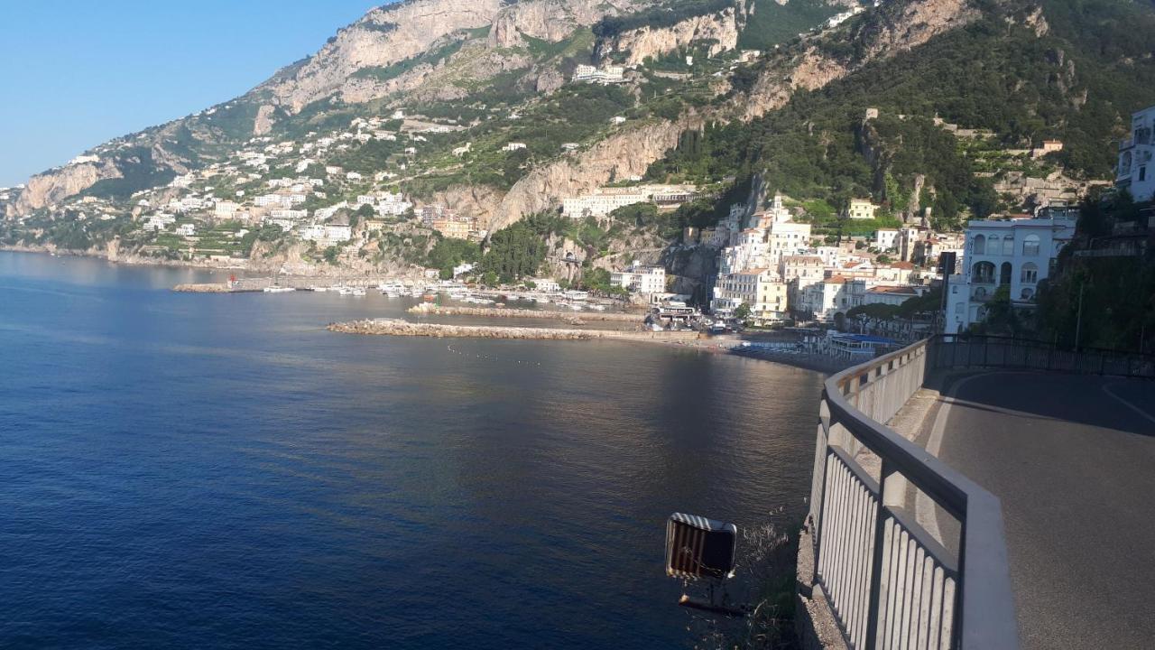 Salerno Centraal Apartment ภายนอก รูปภาพ