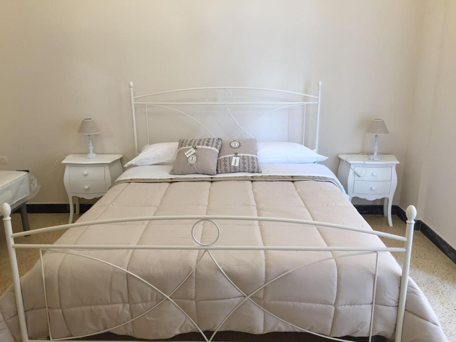 Salerno Centraal Apartment ภายนอก รูปภาพ