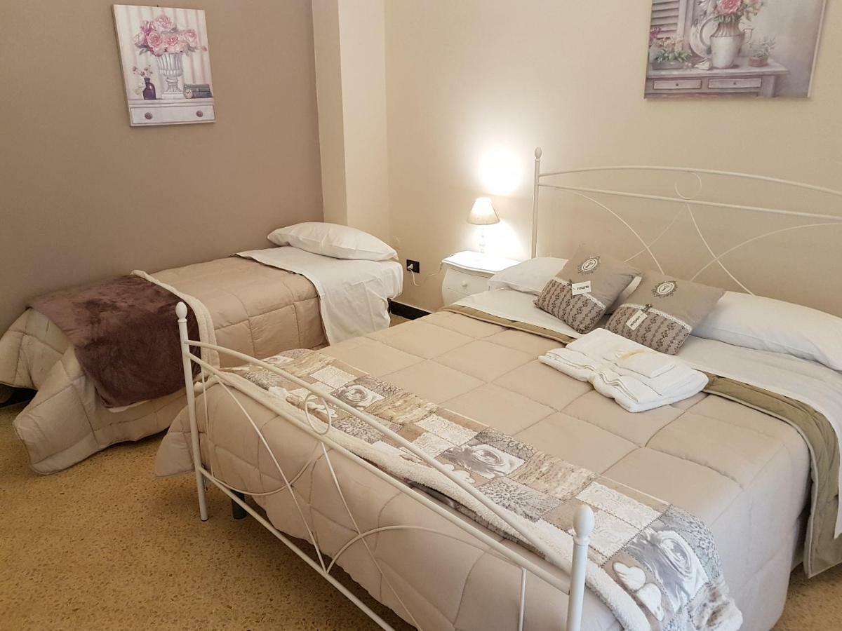 Salerno Centraal Apartment ภายนอก รูปภาพ