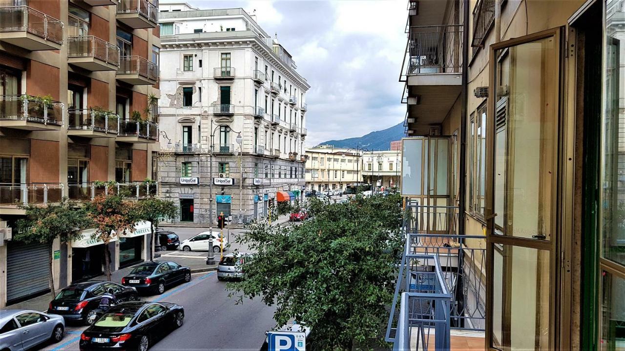 Salerno Centraal Apartment ภายนอก รูปภาพ